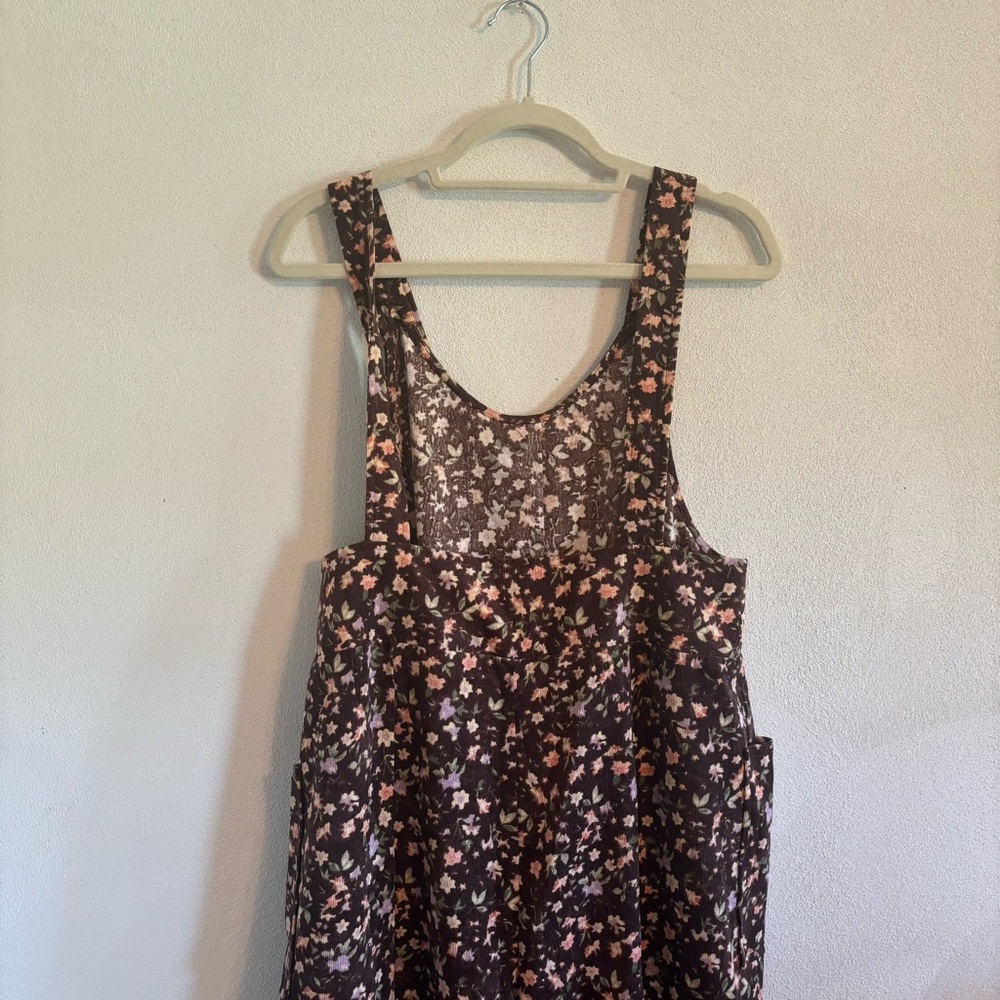 vestique Floral Brown and Pink Sleeveless Jumpsuit - Picture 7 of 8